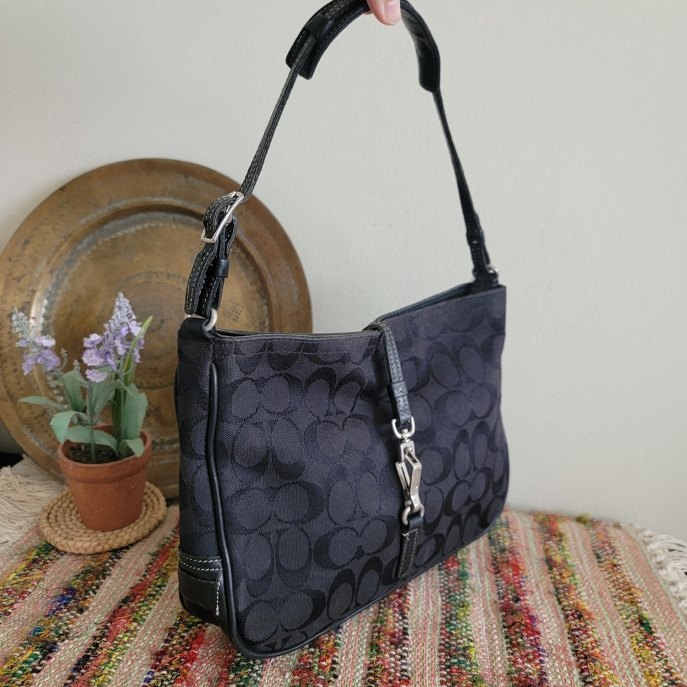 Coach Small Black Shoulder Bag - Picture 4 of 10